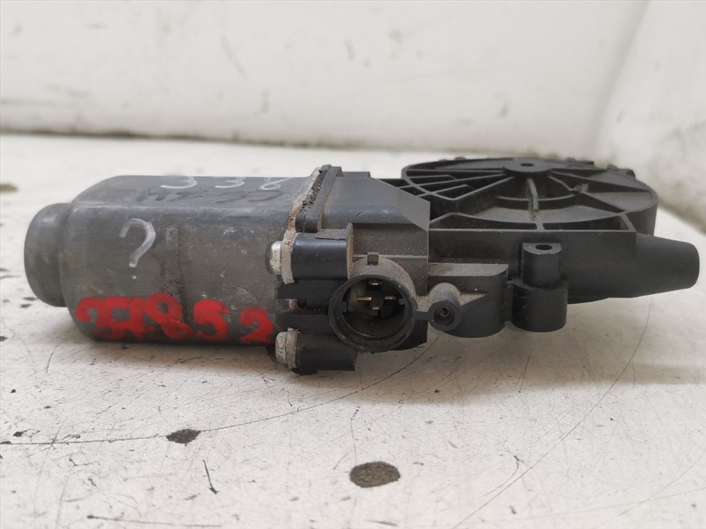 RENAULT MEGANE II (EM0/1_) 2.0 dCi Jobb hátsó Ablakemelő Motor #37852# 5. kép