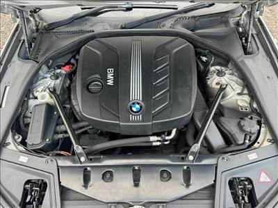 BMW F10/11N47D20C motor eladó.