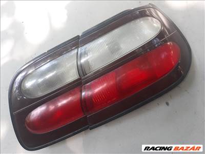 Nissan Almera I N15 jobb hátsó külső belső lámpa /5 ajtós