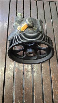 Renault Espace IV 1.9 DCI szervószivattyú