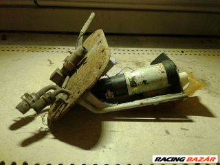 Suzuki Swift II Üzemanyag Szivattyú *25865*