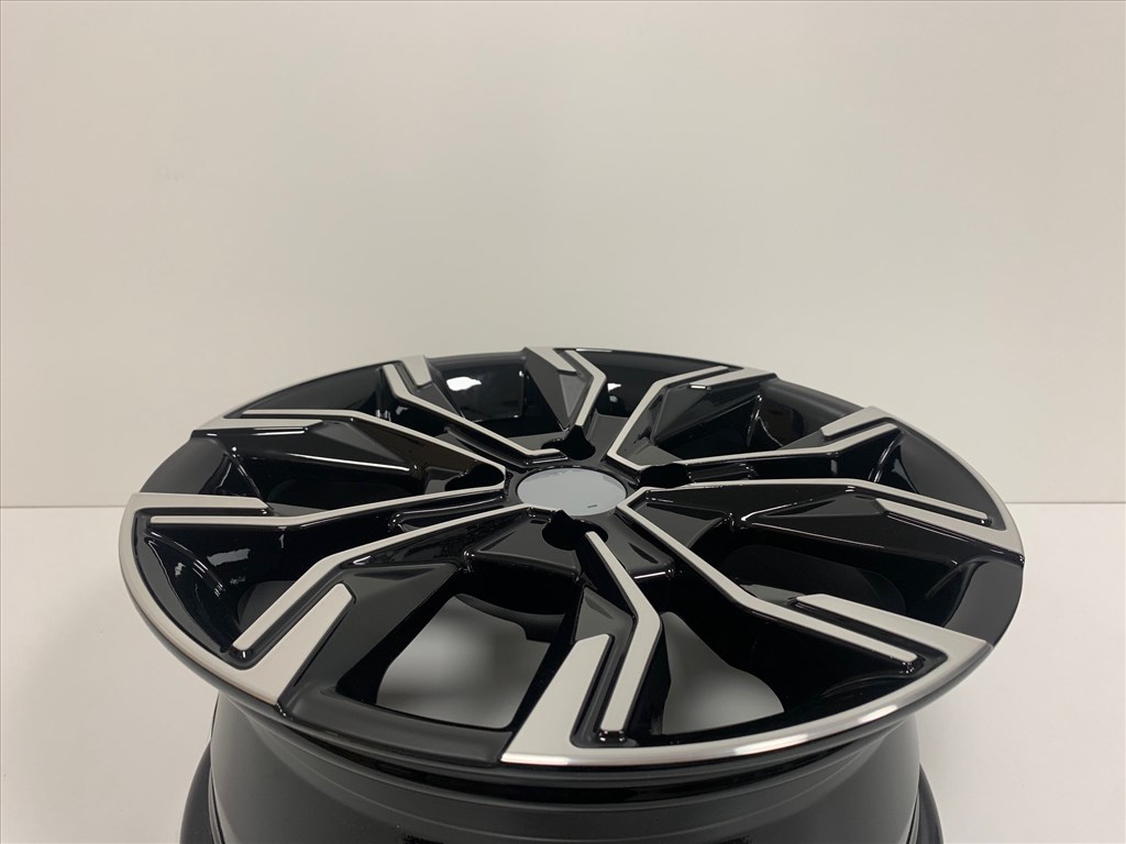 RC 246 BF MB 15 4x100 ET35 ÚJDONSÁG 2021. 3. kép