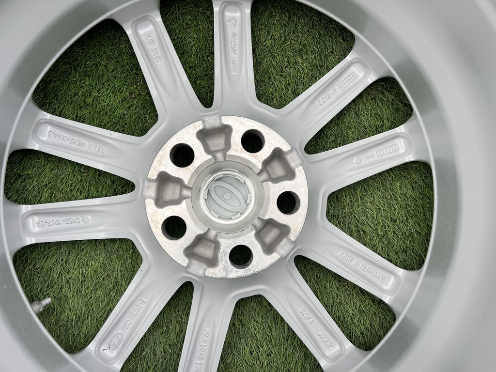 5x120 19" Land Rover Range Rover alufelni +TPMS 7,5Jx19h2 ET44,5 10. kép