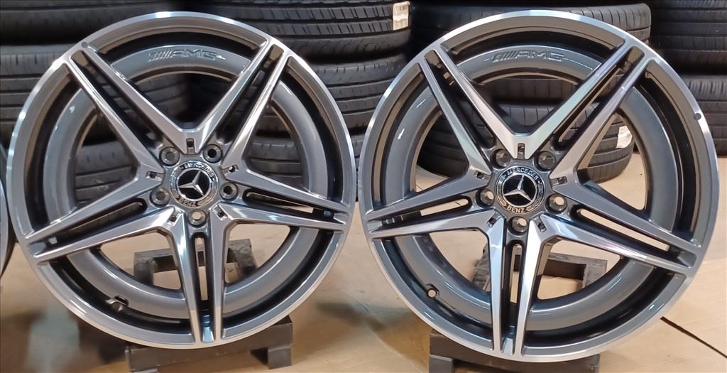 Új gyári Mercedes W293 Eqc AMG kétszéles alufelnik 7,5-8x19 ET32-34 4db 5. kép