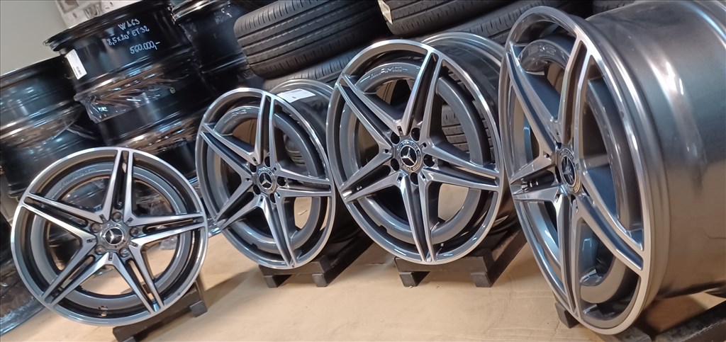 Új gyári Mercedes W293 Eqc AMG kétszéles alufelnik 7,5-8x19 ET32-34 4db 8. kép