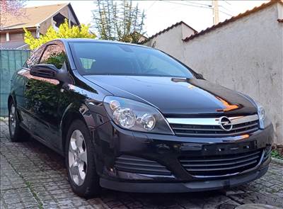 Opel Astra GTC 1.6 Klíma, Tempomat, 165e. Km Eladó!