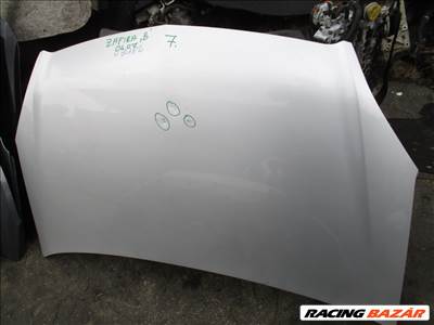 Opel Zafira B motorháztető 