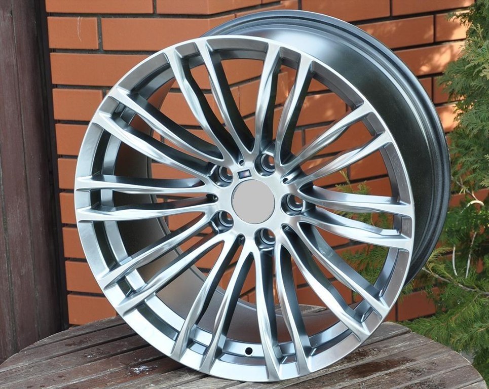 142 HB ALUFELNI 18 5x120 BMW 5 7 F10 F11 F01 F30 F32 ET33 2. kép