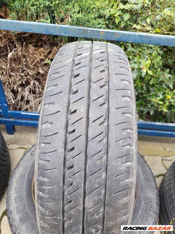 195/65 R16C Vredestein Comtrac 104/102R | 8mm | 2 db | DOT: 0918 1. kép
