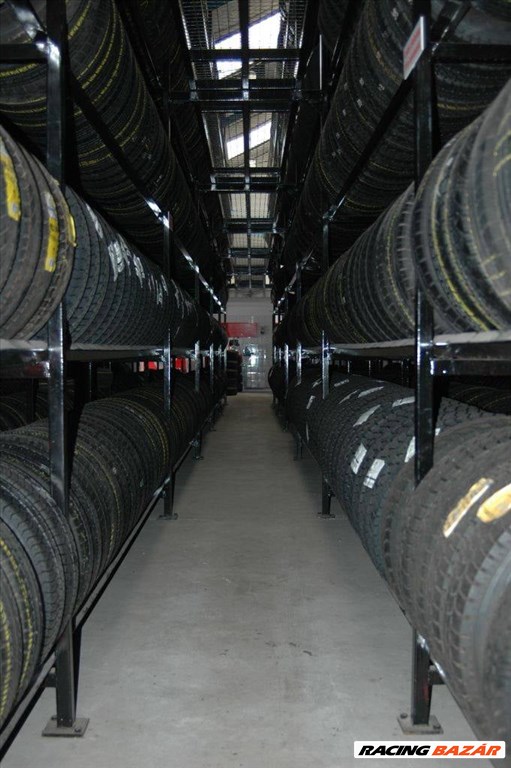 195/65 R16C Vredestein Comtrac 104/102R | 8mm | 2 db | DOT: 0918 2. kép
