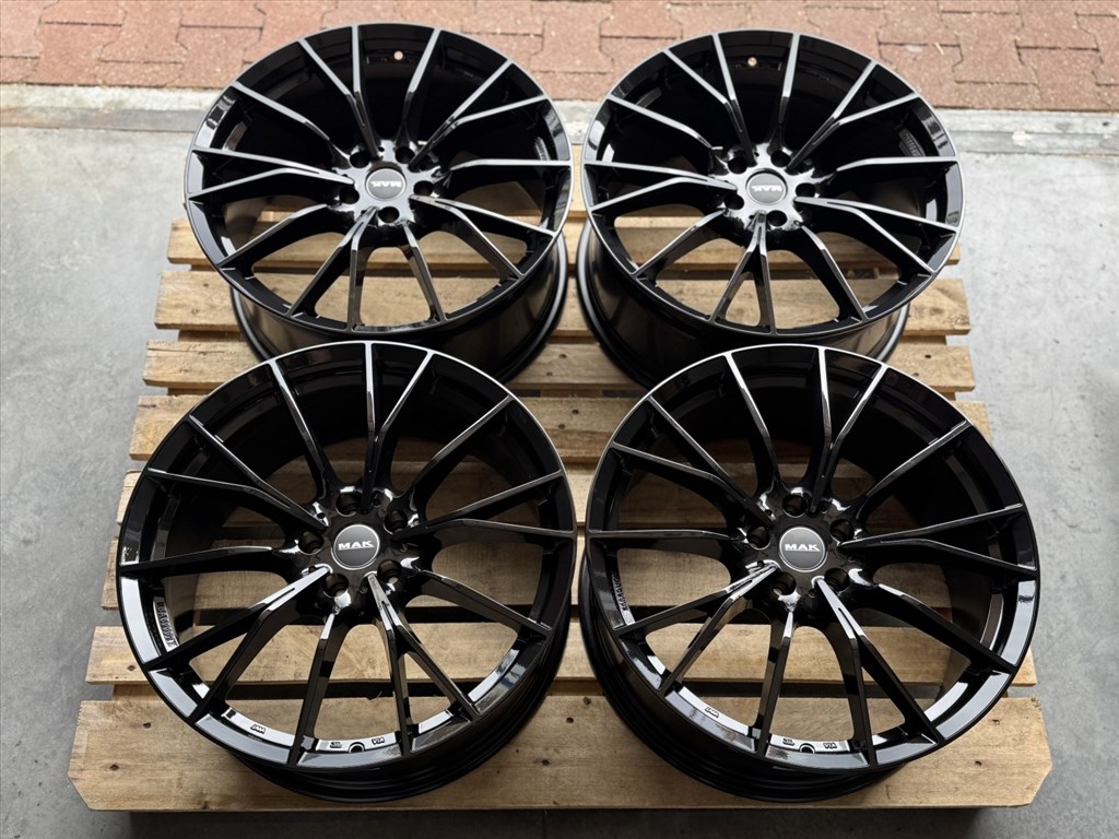 R18 5x112 (66,6) MAK FABRIK 9J ET40 GLOSS BLACK új alufelnik felnik  4. kép