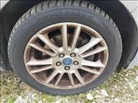 ford momdeo 17" használt alufelni, rajta 235/45 újszerű Toyo Tires négyévszakos gumi gumi dot 023