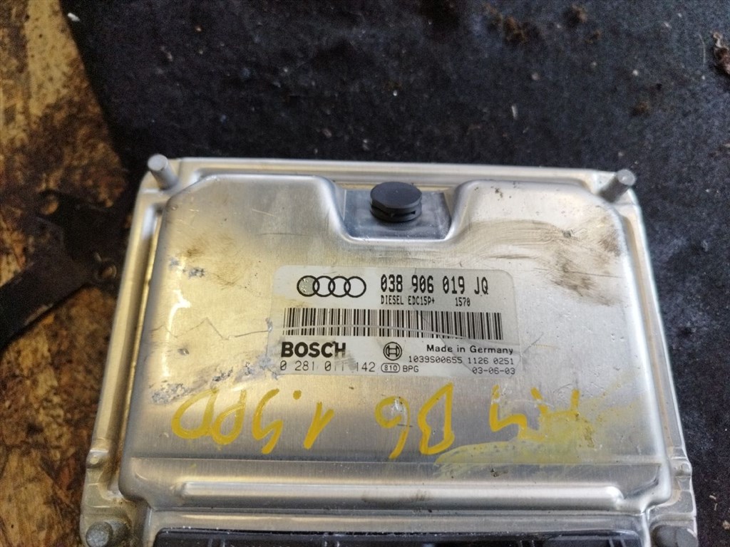Audi A4 B6 1.9 TDI AWX motorvezérlő 038906019jq 0281011142 2. kép