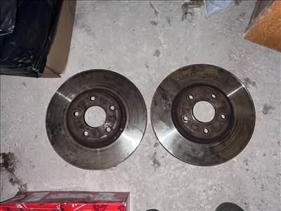 Ford Mondeo 2.5t első féktárcsák 