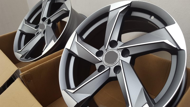 5185 MGM 19 NEW ROTOR AUDI A4 A5 A6 A7 A8 Q3 Q5 Q7 ET35 2. kép