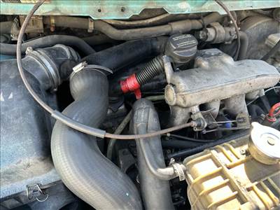 Mercedes Vito 638 2.3TD Fűzött Blokk Hengerfejjel  611980