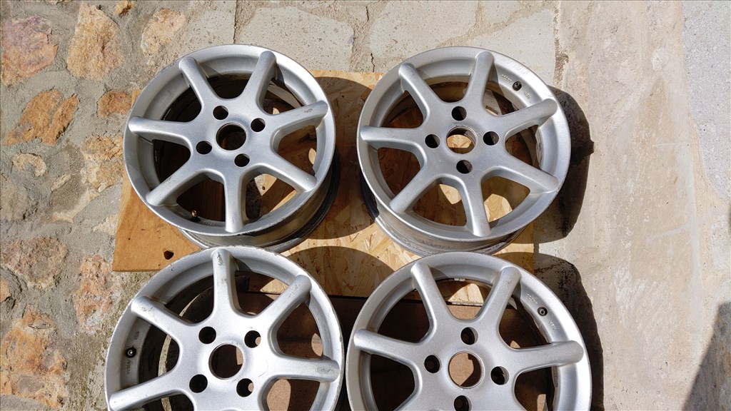  4x100 lyukosztású 7JJ 15" használt RONAL alufelni 2. kép