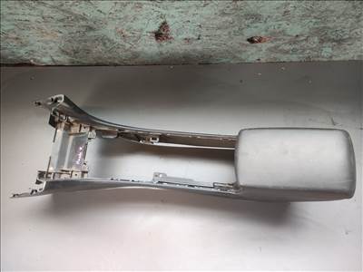 Mazda 3 (BK) könyöklő  bp4k64421