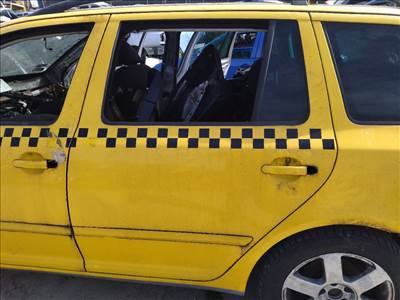 Skoda Octavia 2 kombi bal hátsó ajtó üresen