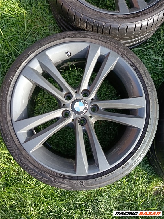  5x120 lyukosztású 18" újszerű (gyári felni) alufelni, rajta újszerű Bridgestone gumi  1. kép