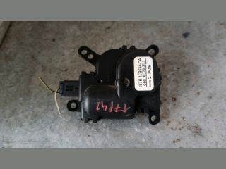 Ford Focus Mk2 Fűtés Állító Motor *117377* ford-1s7h19b634ca