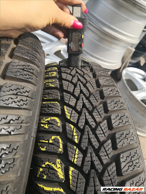 165/65 R15 és 185/60 R15 Dunlop téli gumi 30000ft a 4db/239/ 4. kép