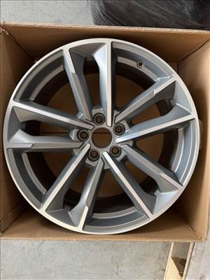 R19 Original audi 8.5J ET38 - 83A 601 025B  83A601025B 1db alufelni