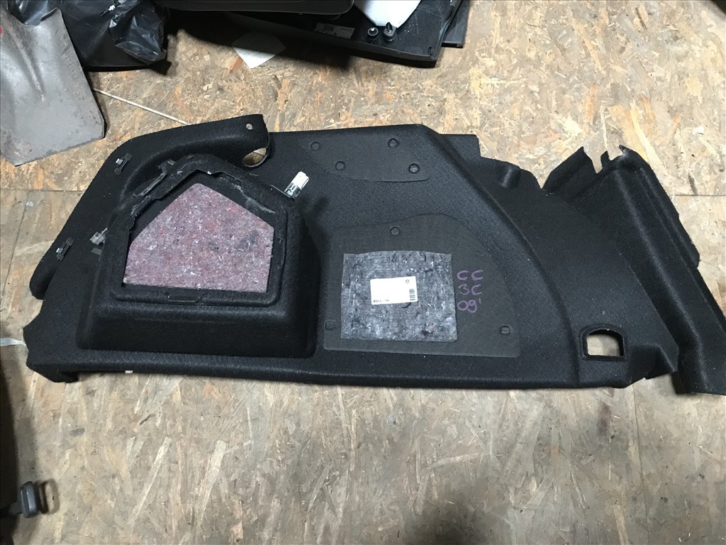 Volkswagen Passat CC csomagtér kárpit (jobb) 3c8867428c 2. kép