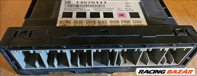 Opel Astra J BCM modul  13575111