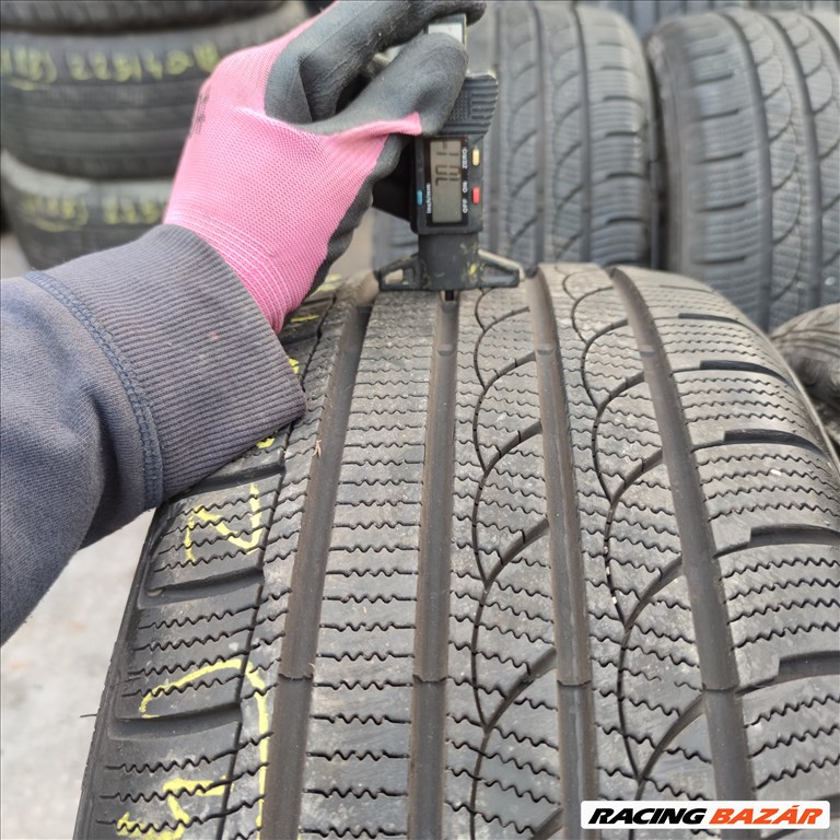 225/40 R18 Tracmax téli gumi 88000ft a 4db/124/ 1. kép