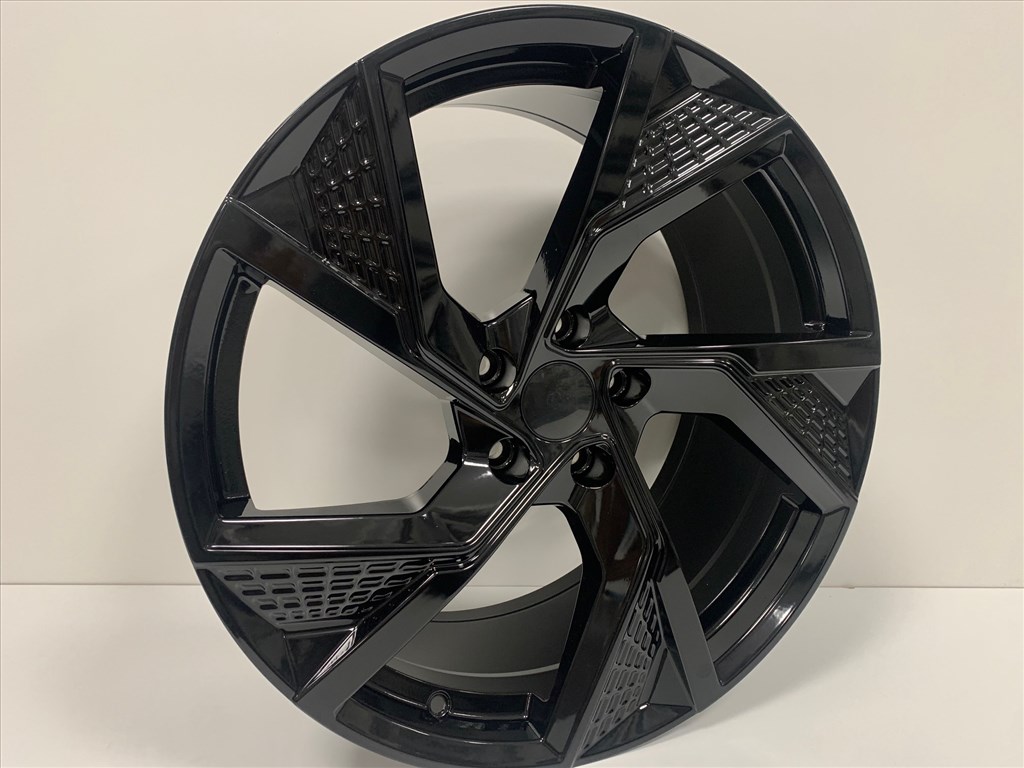 739 BL ALUFELNI 19" 5x112 AUDI A4 A5 A6 A8 RS6 ET35. 1. kép