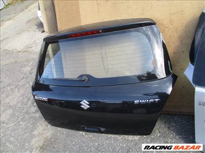 Suzuki Swift V csomagtérajtó csomagtér ajtó