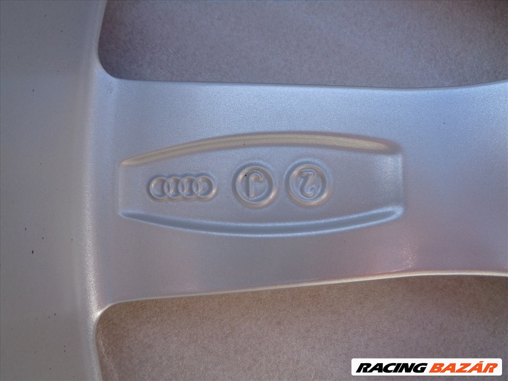 Audi RSQ3 Gyári alufelni 19-es, 5×112-es osztó, szalon autóról eladó.  7. kép