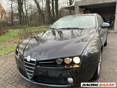 Alfa Romeo 159 bontott alkatrészei