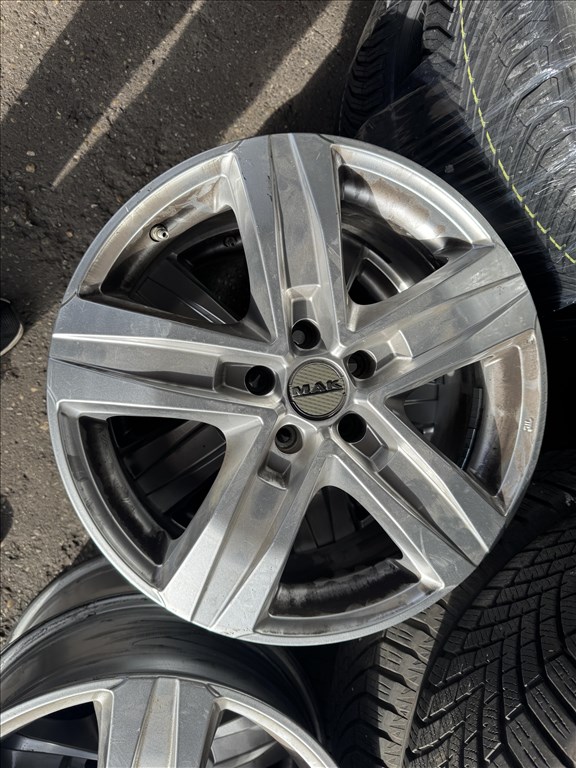 Mak Stone 7,5X18-as 5X112-es ET52 könnyűfém felni garnitura eladó 3. kép