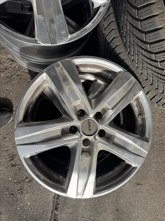 Mak Stone 7,5X18-as 5X112-es ET52 könnyűfém felni garnitura eladó 4. kép