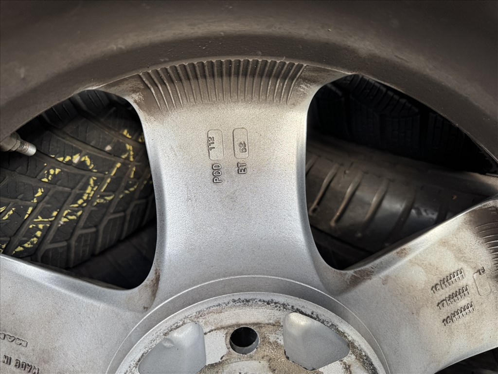 Mak Stone 7,5X18-as 5X112-es ET52 könnyűfém felni garnitura eladó 5. kép