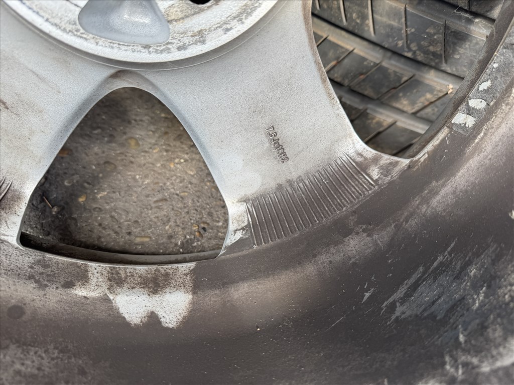 Mak Stone 7,5X18-as 5X112-es ET52 könnyűfém felni garnitura eladó 6. kép