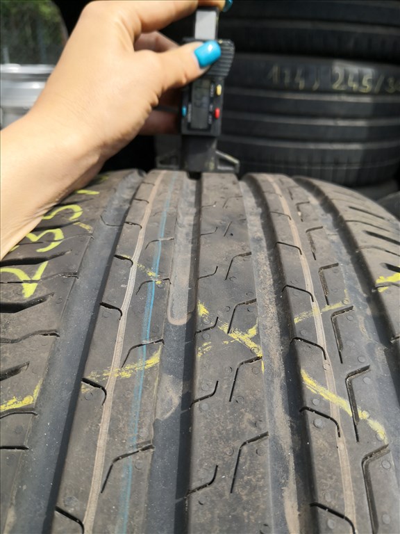 235/50 R19 Continental nyári gumi 150000ft a 4db/166/ 1. kép