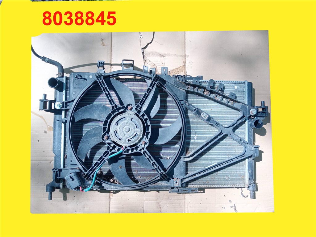 Opel Corsa C hűtőSOR C  8038845 1. kép