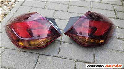 Opel Astra J 5 ajtós Hátsó lámpa szett SÖTÉTÍTETT 