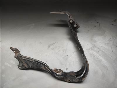 Mercedes C-osztály W203 jobb fényszóró tartó a2036261230