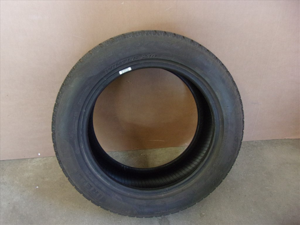 Pirelli Sottozéro Winter 210 XL téli 235/55 R18 104 H TL 2021 5. kép