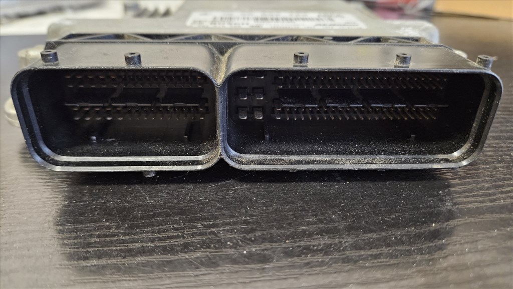 Opel Astra J Motorvezérlő A20dth 55590420 4. kép