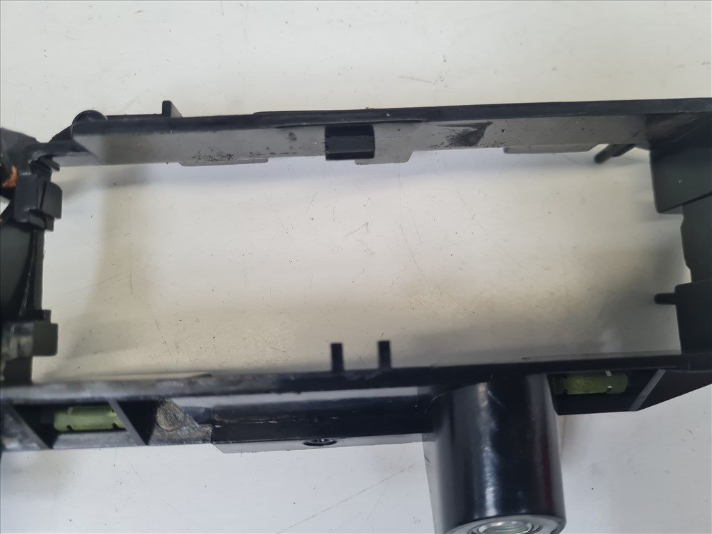 Volkswagen Golf IV bal első ajtóbehúzó (18721) 1j1867179a 3. kép