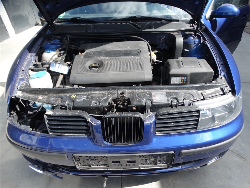 Eladó Seat León Torro 1.6 16V (1598 cm³, 105 PS) 15. kép