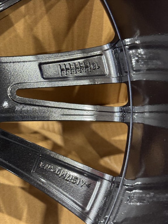 R19 Original Skoda 8J ET44 - 3V0 601 025BE 3V0601025BE 2DB ALUFELNI  6. kép