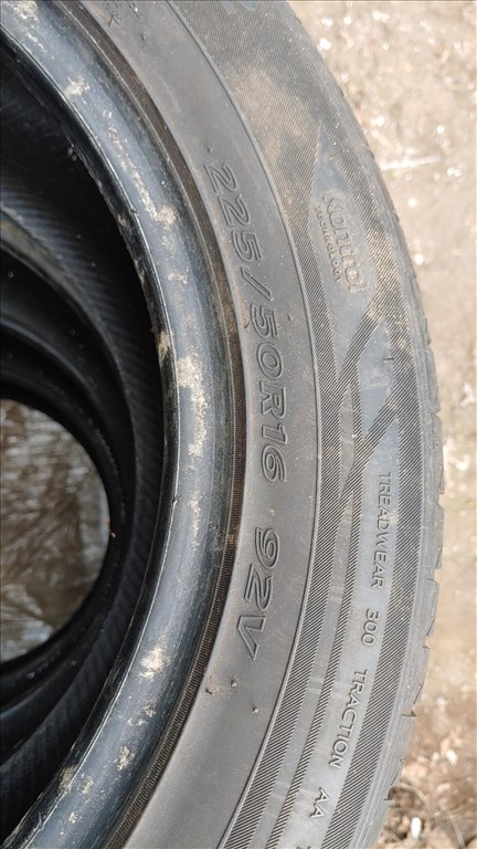  225/50R16" újszerű Hankook nyári gumi Ventus Prime 2 4. kép