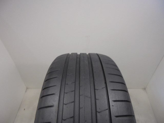 Pirelli Pzero 225/40 R19  1. kép