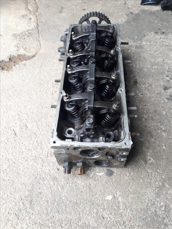 Renault Clio I 1.4, E6J hengerfej vezérmű, himba tengellyel   11. kép